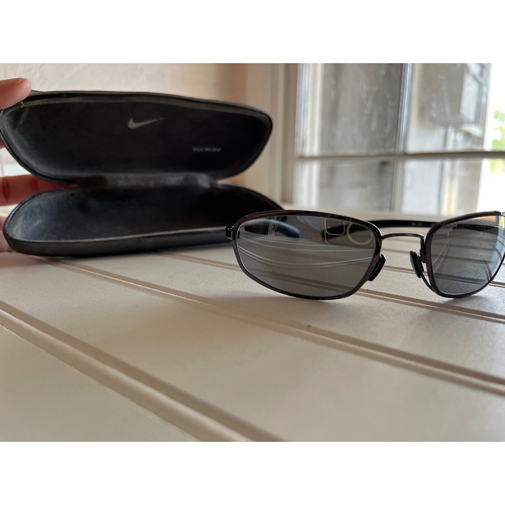 Nike Flexon Mens Sunglasses Black Metal Rectangular Frame 55-18-140 with Case